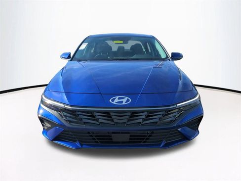 New 2026 Hyundai Elantra Limited image 3