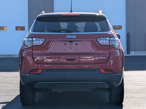 Used 2024 Jeep Compass Limited w/ Mopar Graphics Package AWD/4WD image 6