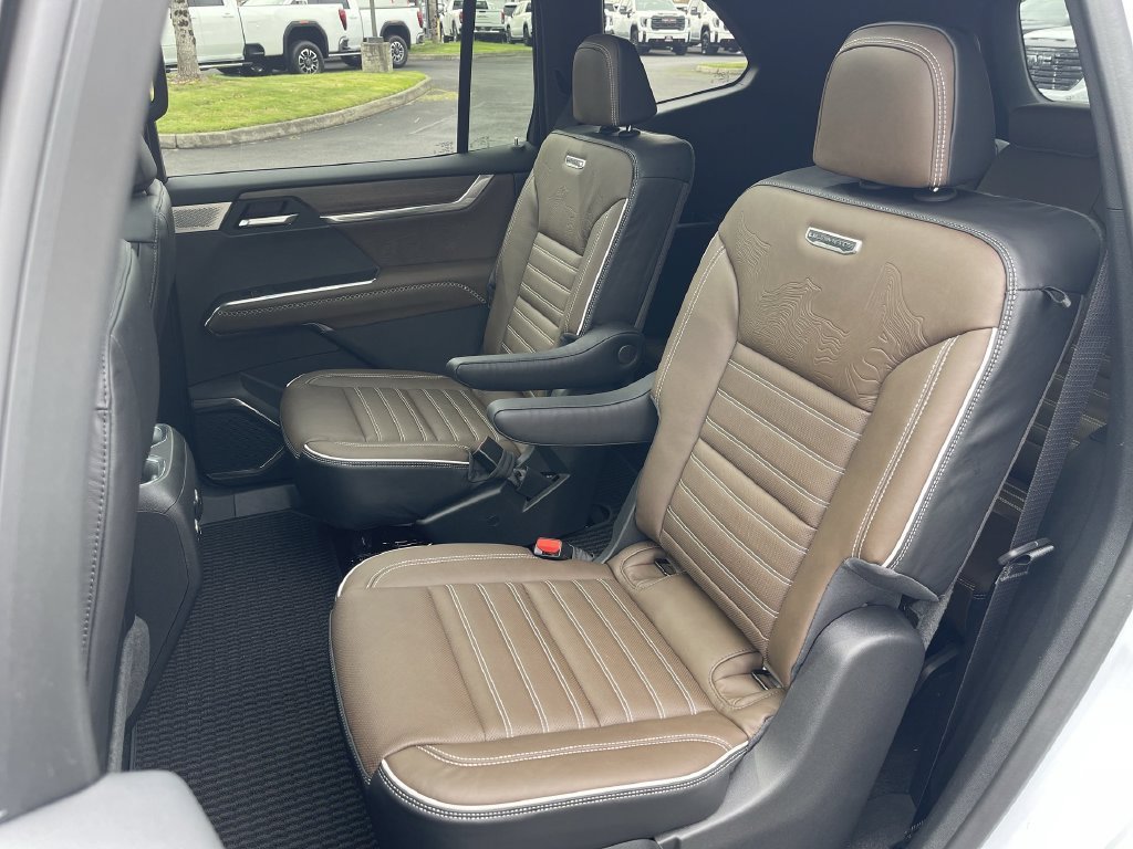 New 2027 GMC Acadia Denali Ultimate AWD/4WD image 26