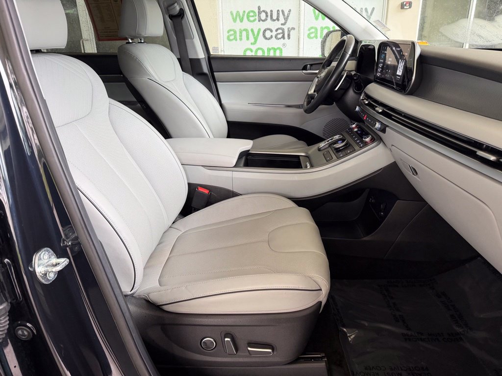 Used 2024 Hyundai Palisade SEL FWD image 19
