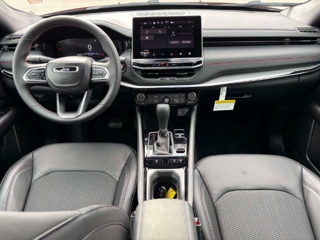 New 2027 Jeep Compass Trailhawk AWD/4WD image 2