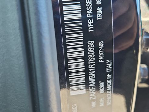 Used 2024 Alfa Romeo Giulia image 22