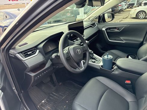 Used 2024 Toyota RAV4 Limited image 5