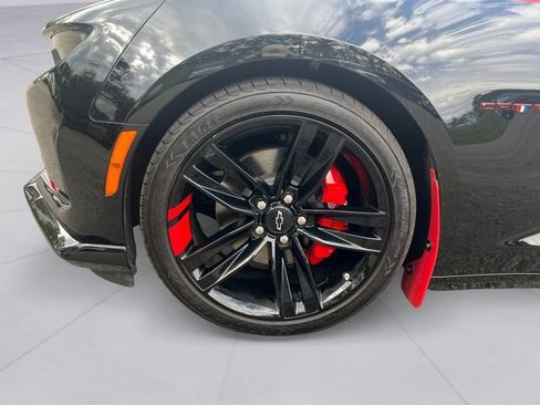 Used 2022 Chevrolet Camaro LT w/ Redline Edition RWD image 9