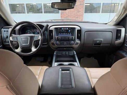 Used 2017 GMC Sierra 1500 Denali w/ Denali Ultimate Package AWD/4WD image 32