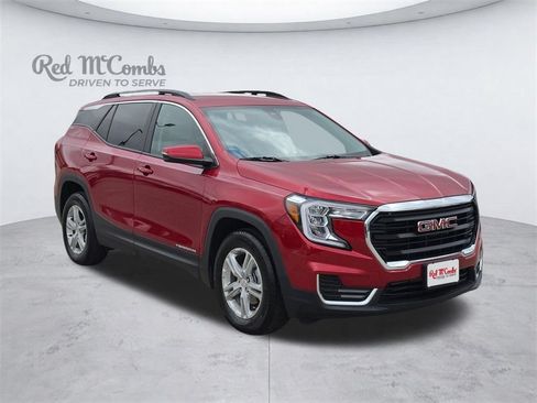 Used 2023 GMC Terrain SLE w/ Driver Convenience Package FWD image 10