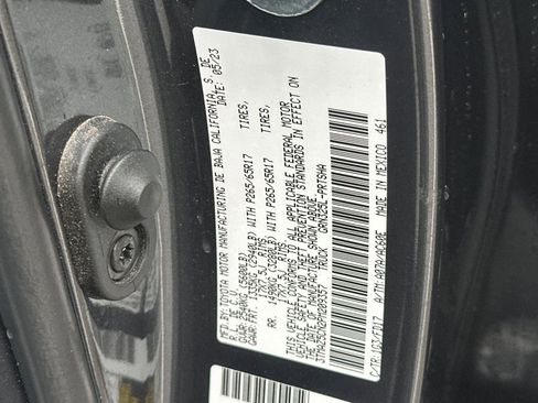 Used 2023 Toyota Tacoma TRD Sport image 32