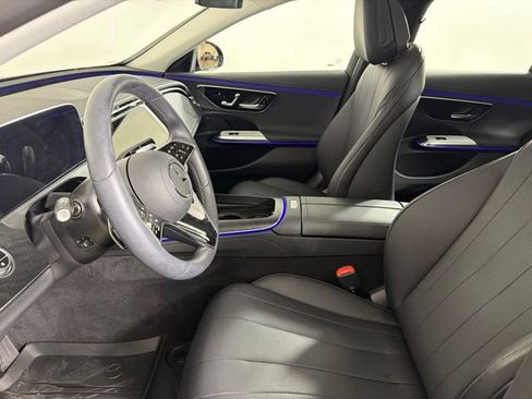 Used 2024 Mercedes-Benz E 350 4MATIC Sedan image 11
