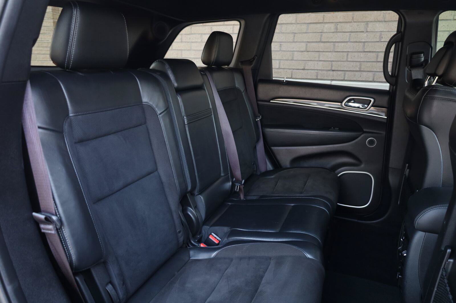 Used 2020 Jeep Grand Cherokee SRT AWD/4WD image 27