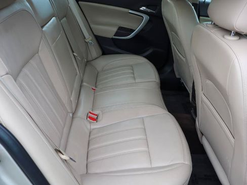 Used 2013 Buick Regal Premium FWD image 11