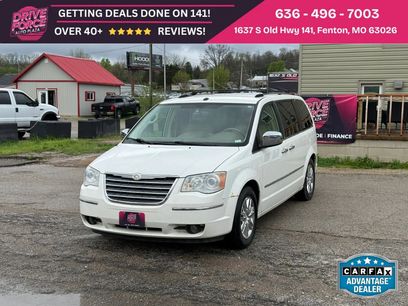 Used 2009 Chrysler Town & Country Limited w/ Entertainment Group #3