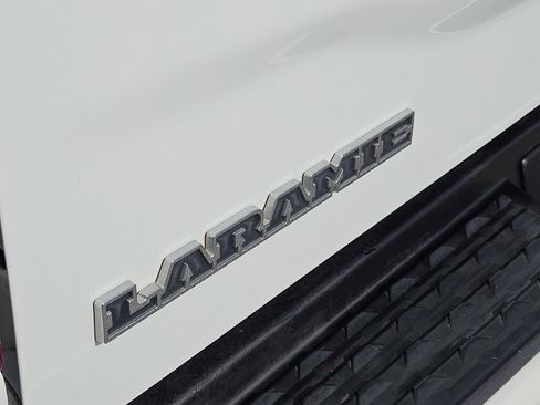 Used 2023 RAM 2500 Laramie AWD/4WD image 12