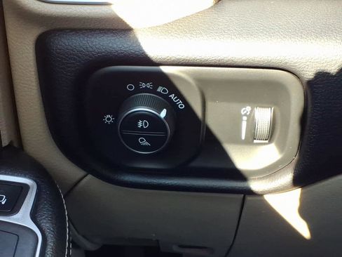 Used 2021 RAM 2500 Big Horn w/ Level B Equipment Group image 16