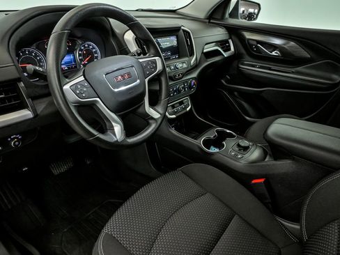 Used 2023 GMC Terrain SLE w/ Driver Convenience Package image 10