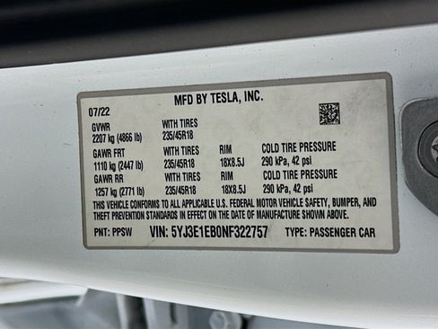 Used 2022 Tesla Model 3 Long Range AWD/4WD image 12
