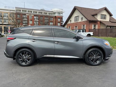 Used 2017 Nissan Murano SV w/ Premium Plus Package image 8