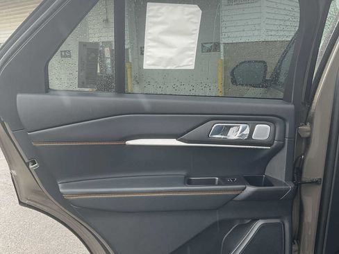 Used 2026 Ford Explorer Tremor w/ Tremor Ultimate Package image 32