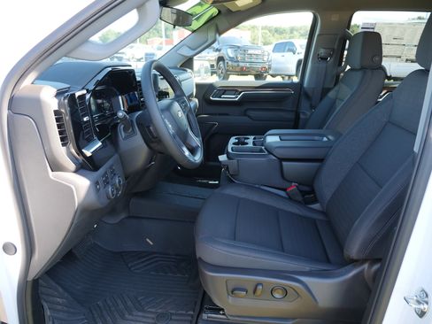 New 2025 Chevrolet Silverado 1500 LT w/ Z71 Off-Road Package image 16