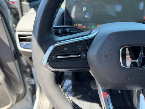 Used 2025 Honda Prologue Touring image 17