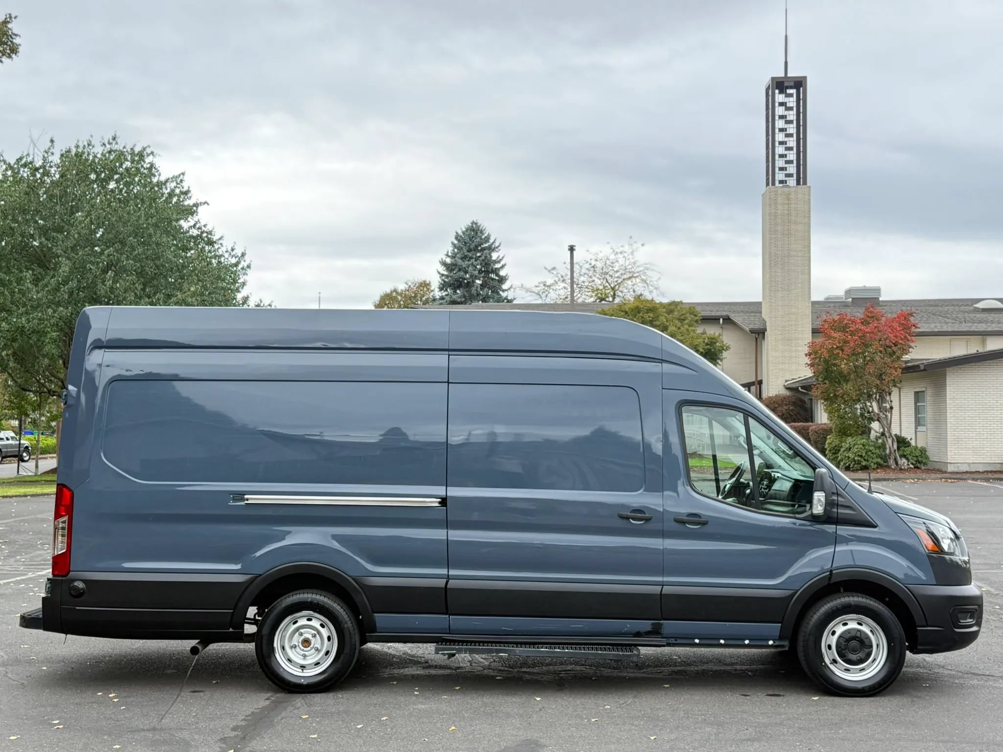 Used 2020 Ford Transit 250 148 High Roof Extended RWD image 7