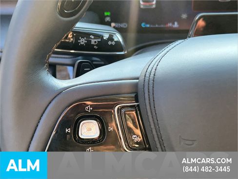 Used 2025 Lincoln Aviator Reserve w/ Equipment Group 201A AWD/4WD image 33