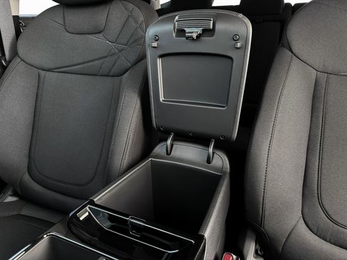 New 2025 Hyundai Tucson SEL image 17