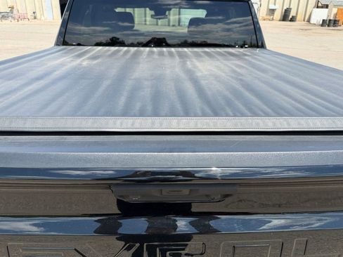 Used 2022 Chevrolet Silverado 1500 LT AWD/4WD image 17