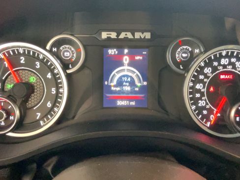 Used 2024 RAM 1500 Big Horn AWD/4WD image 10