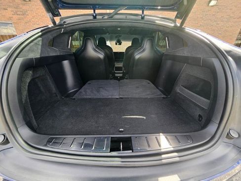 Used 2024 Tesla Model X image 78
