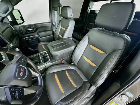 Used 2020 GMC Sierra 2500 AT4 w/ AT4 Premium Package AWD/4WD image 27