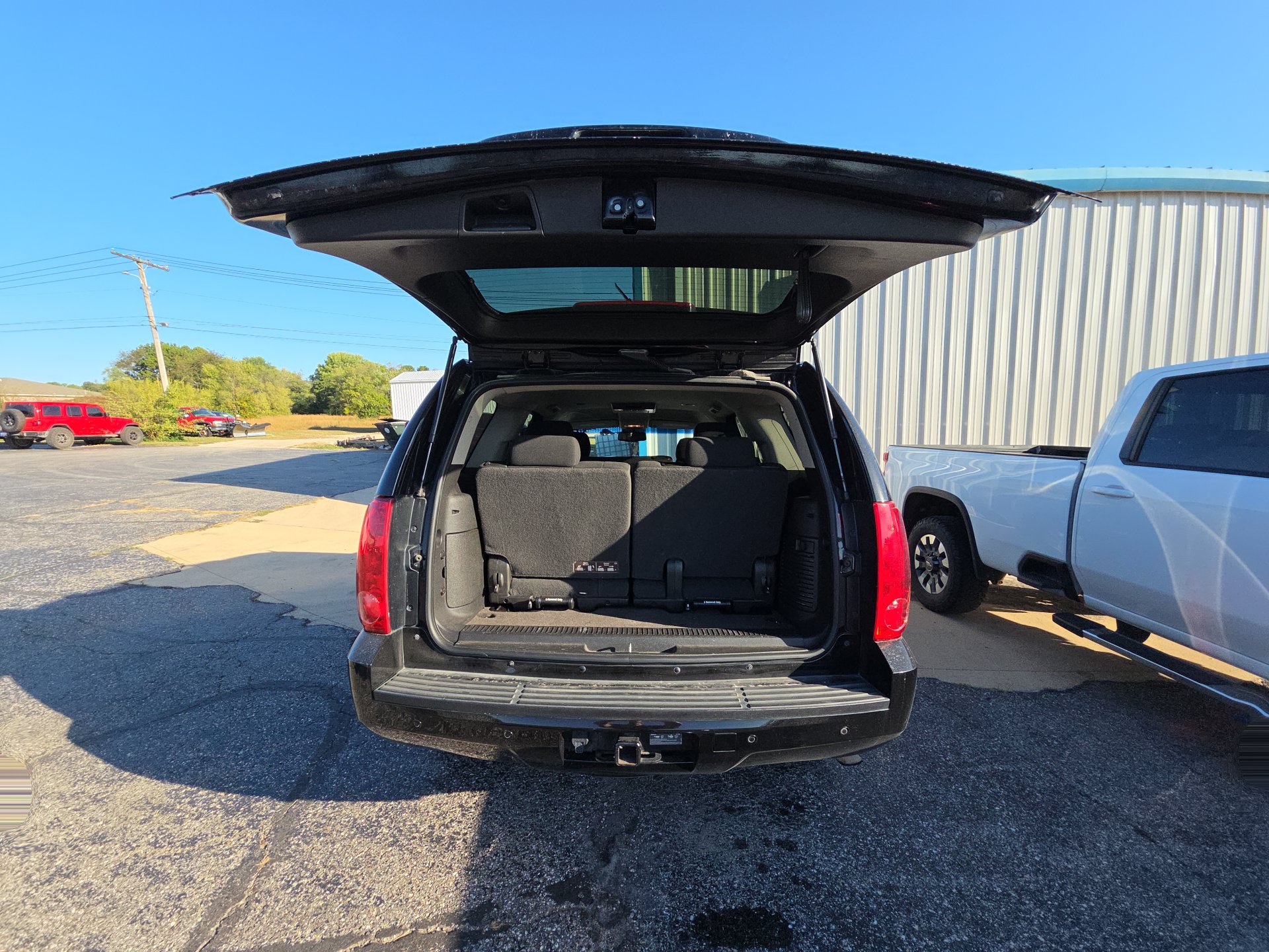 Used 2013 GMC Yukon SLE w/ Convenience Package AWD/4WD image 15