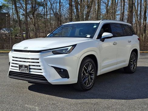 New 2026 Lexus TX 350 AWD image 2