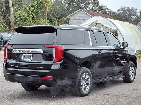 Used 2024 GMC Yukon XL SLE image 7