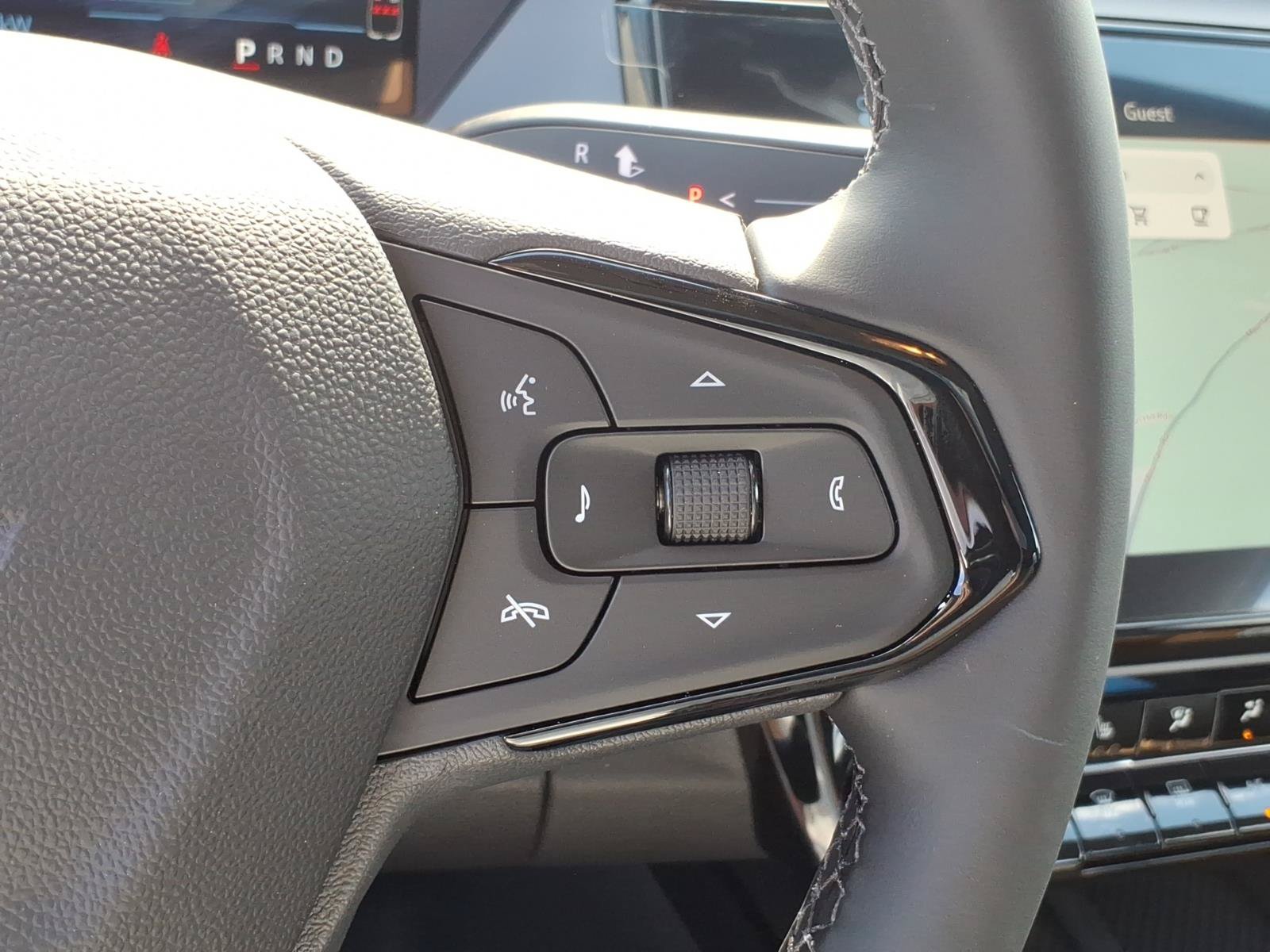 New 2027 Chevrolet Bolt RS w/ Technology Package FWD image 20
