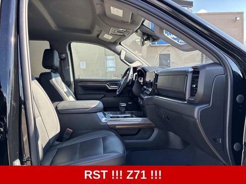 Used 2023 Chevrolet Silverado 1500 RST w/ Convenience Package II AWD/4WD image 10