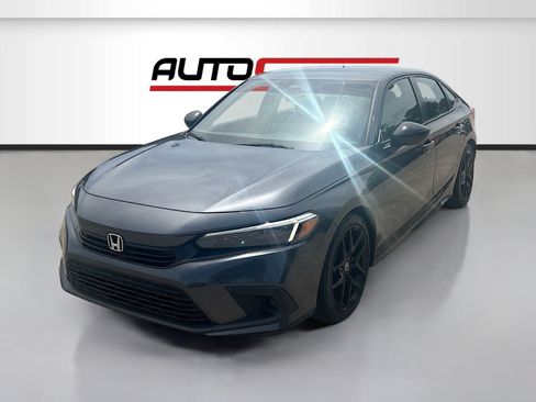 Used 2022 Honda Civic Sport image 3