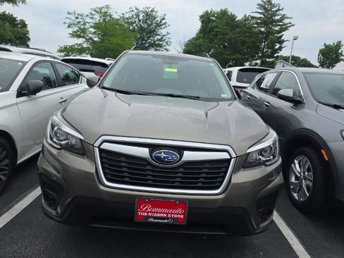 Used 2020 Subaru Forester Premium AWD/4WD image 2