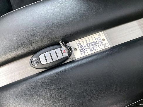 Used 2017 Nissan Murano AWD image 34