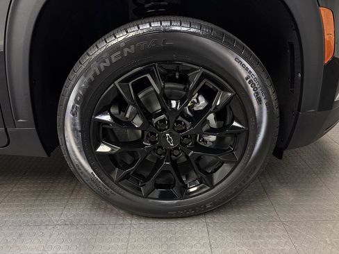 New 2026 Chevrolet Traverse LT w/ Midnight/Sport Edition image 13