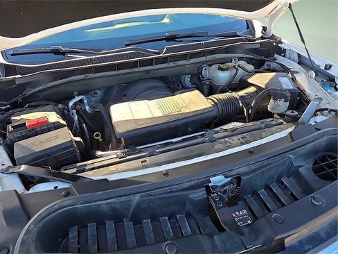 Used 2021 Chevrolet Tahoe Premier w/ Premium Package image 10