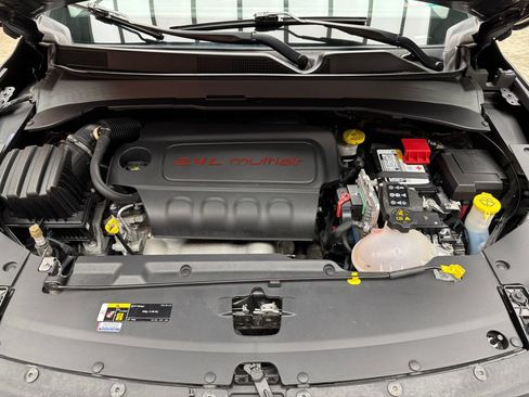 Used 2022 Jeep Compass Latitude AWD/4WD image 29