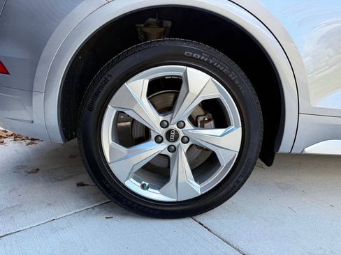 Used 2022 Audi Q5 2.0T Premium Plus w/ Premium Plus Package image 24