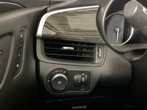 Used 2016 Buick Envision Premium AWD/4WD image 19