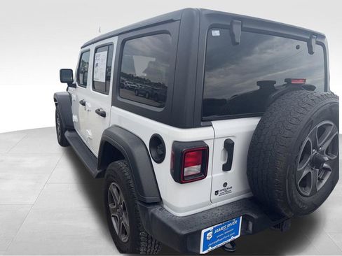 Used 2018 Jeep Wrangler Unlimited Sport S AWD/4WD image 26
