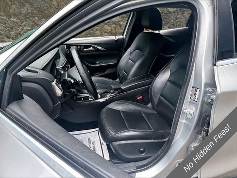 Used 2018 INFINITI QX30 AWD image 21