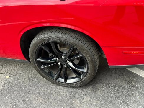 Used 2016 Dodge Challenger SXT w/ Blacktop Package image 12