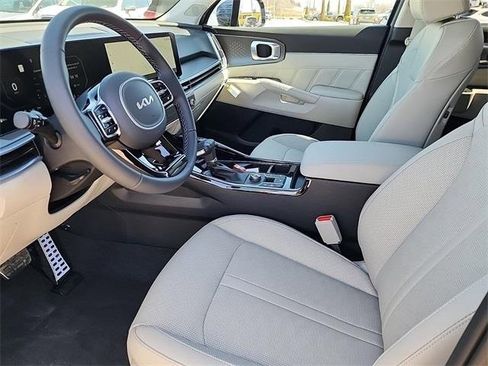 New 2025 Kia Sorento SX image 12