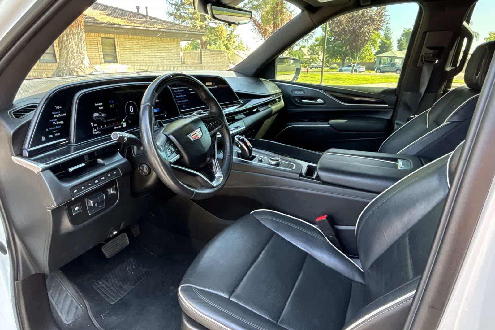 Used 2021 Cadillac Escalade Sport w/ Driver Assist Tech Package AWD/4WD image 14