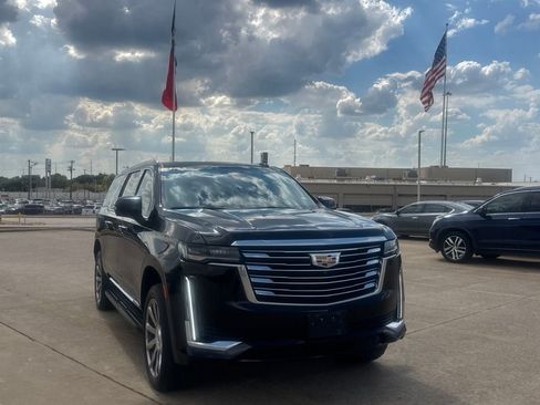 Used 2023 Cadillac Escalade ESV Premium Luxury Platinum AWD/4WD image 3