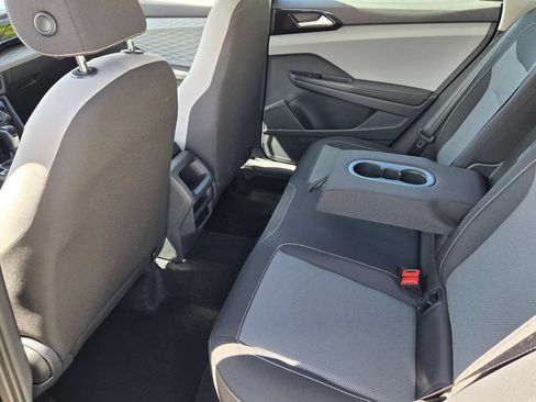 Certified 2024 Volkswagen Taos S FWD image 12